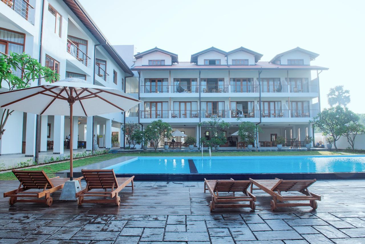Cardamon Hotel Nilaveli Exterior foto